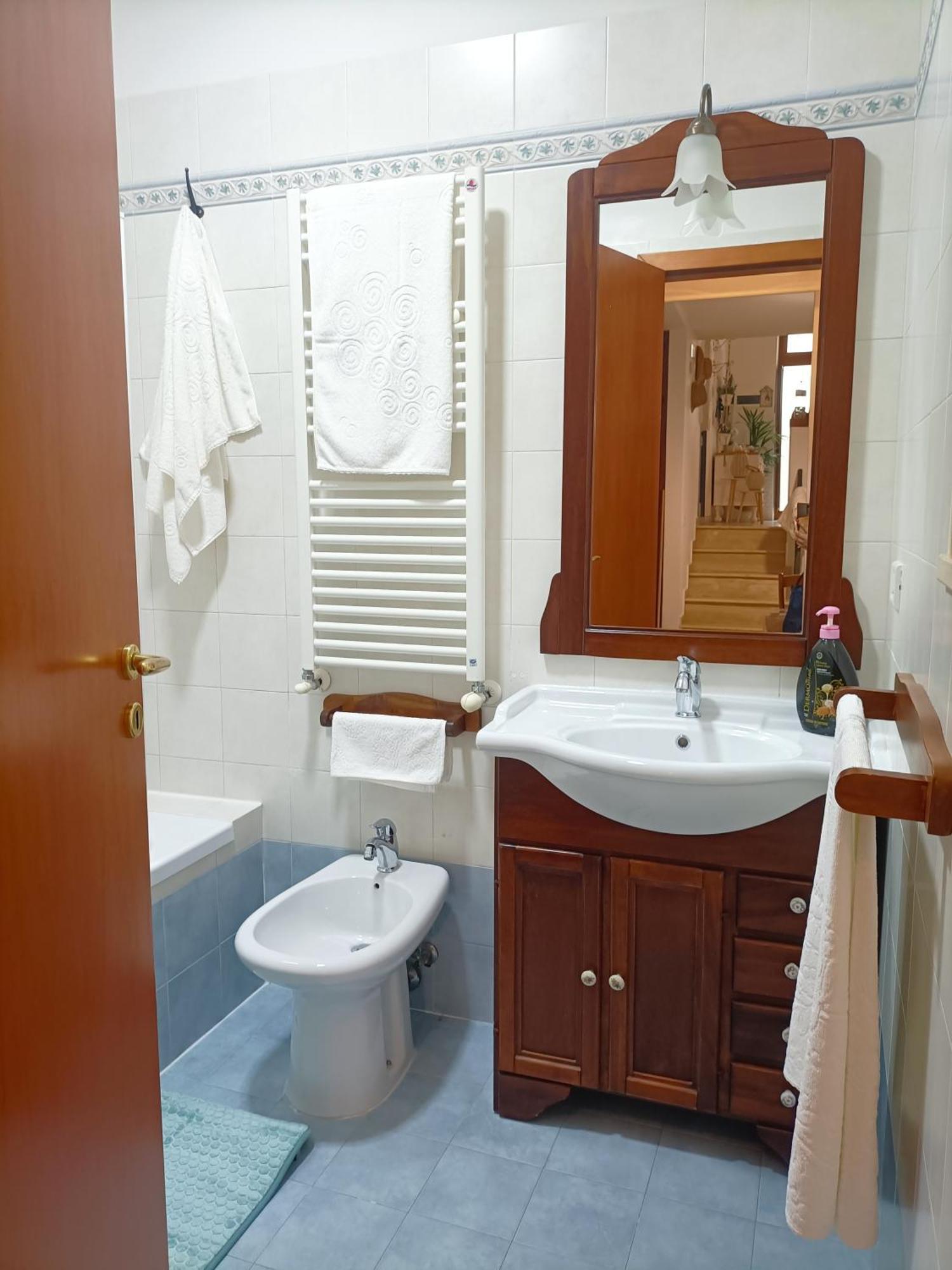 Appartamento La Casa Di Kiki Mola di Bari Esterno foto