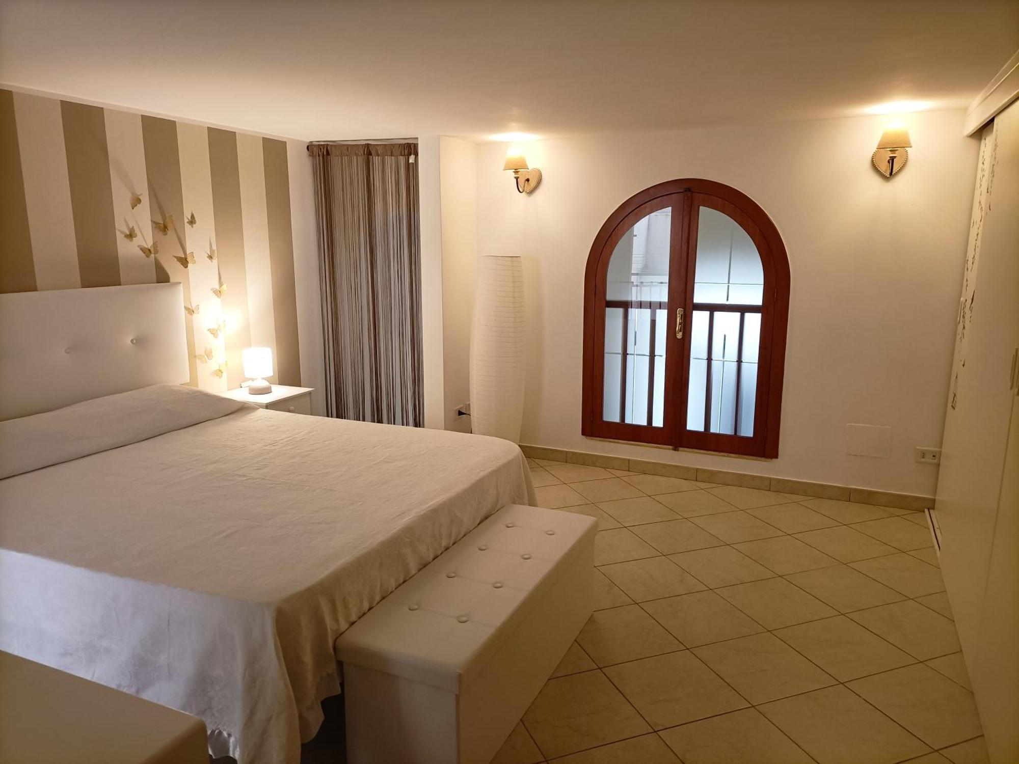 Appartamento La Casa Di Kiki Mola di Bari Esterno foto
